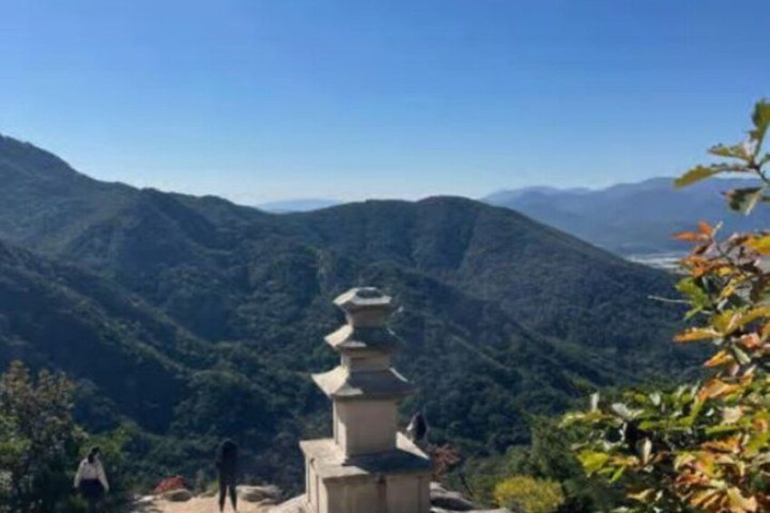 Hidden Buddhist Trails of Gyeongju – Namsan Hike with Local 3