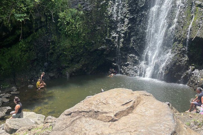 Scenic Road to Hana Adventure in AWD Mercedes 2