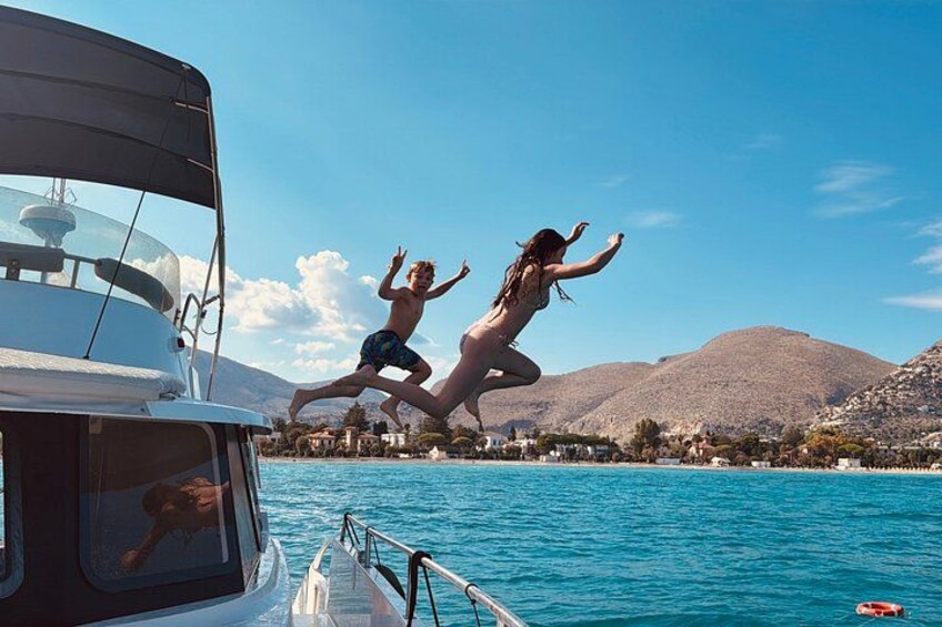 Private Sunset Catamaran Tour with Aperitif in Palermo 5