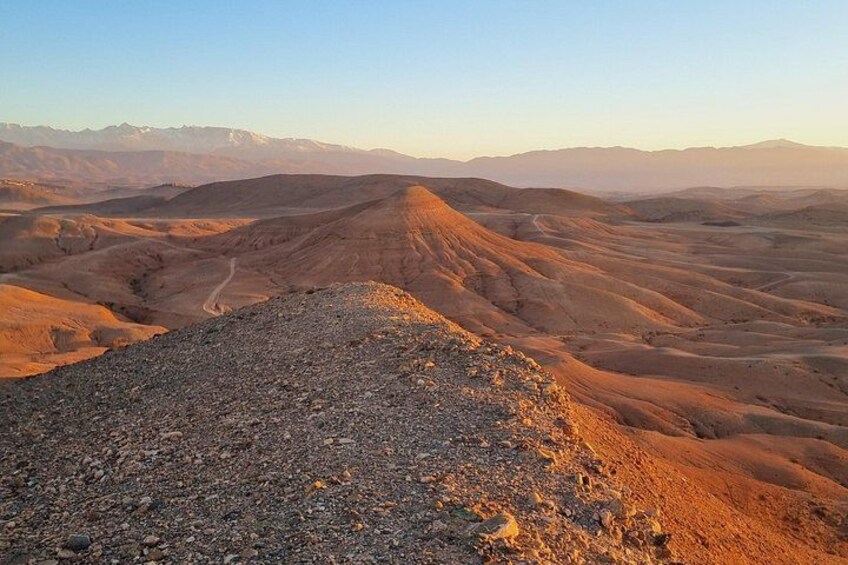 Agafay Desert Hiking Tour with Pool Access and Lunch Experience 5