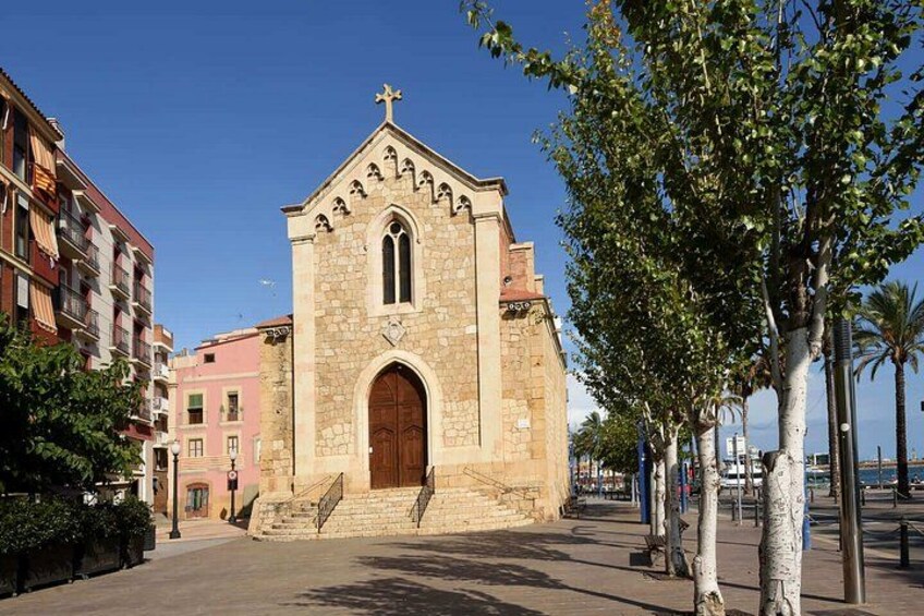 Hello Tarragona: Private 2-Hour Intro City Walk with Local Guide 4