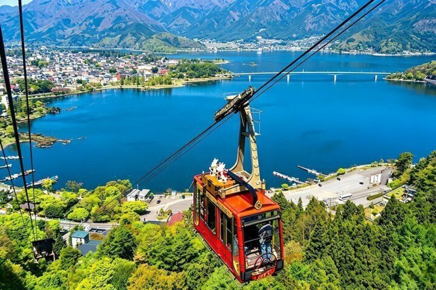 Mount Fuji Instagrammable Spots & Train Experience Day Tour 2