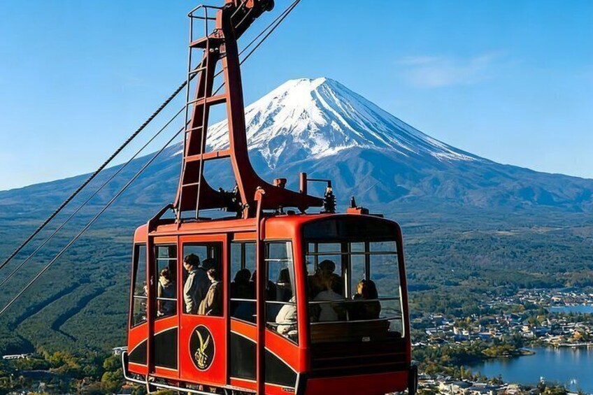 Mount Fuji Instagrammable Spots & Train Experience Day Tour 4