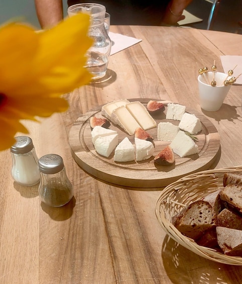 Picture 12 for Activity Gourmet Toulon: Culinary History and Food Tastings 3