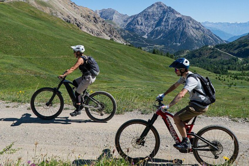 Alta Val di Susa Lakes and Peaks MTB Tour between Italy and France 1