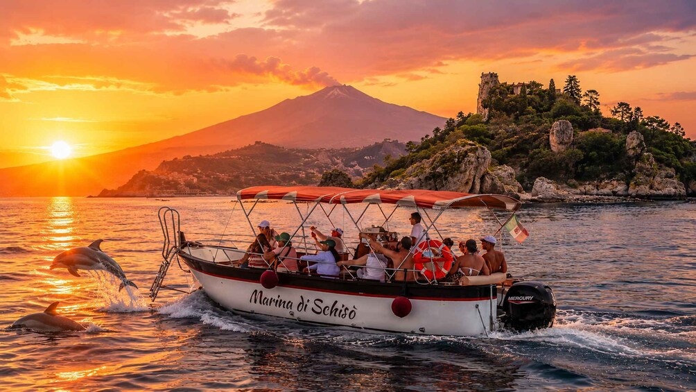 SUNSET TOUR WITH DOLPHIN WATCHING 1