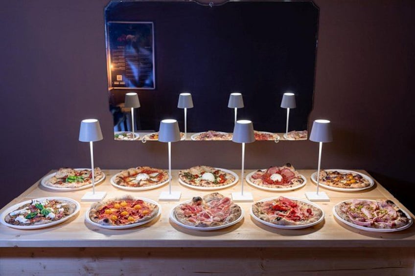 Gourmet Pizza Experience in Lecce with Wine and Dessert 1