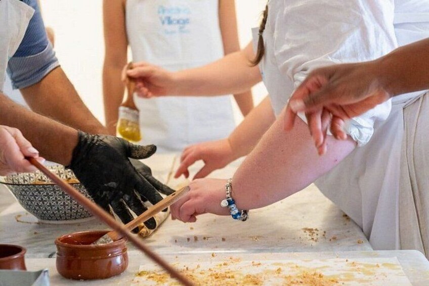 Maria's Open Cooking Class lessons in Delux hotel of Paros 4