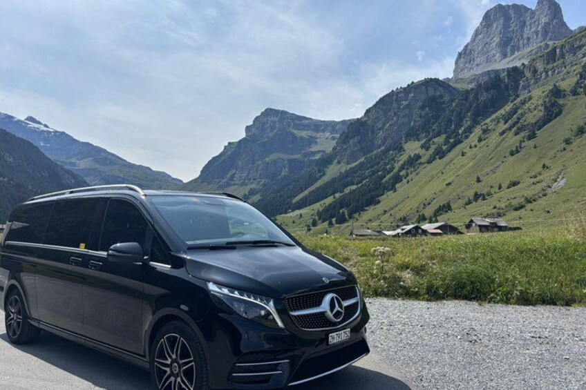 Private Day Trip from Grindelwald to Lucerne and Hidden Lakes 3