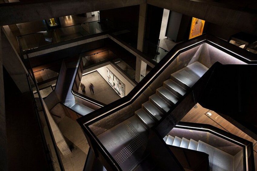 Beginner's Guide to Mona Art Gallery with Wine, Lunch and Ferry 2