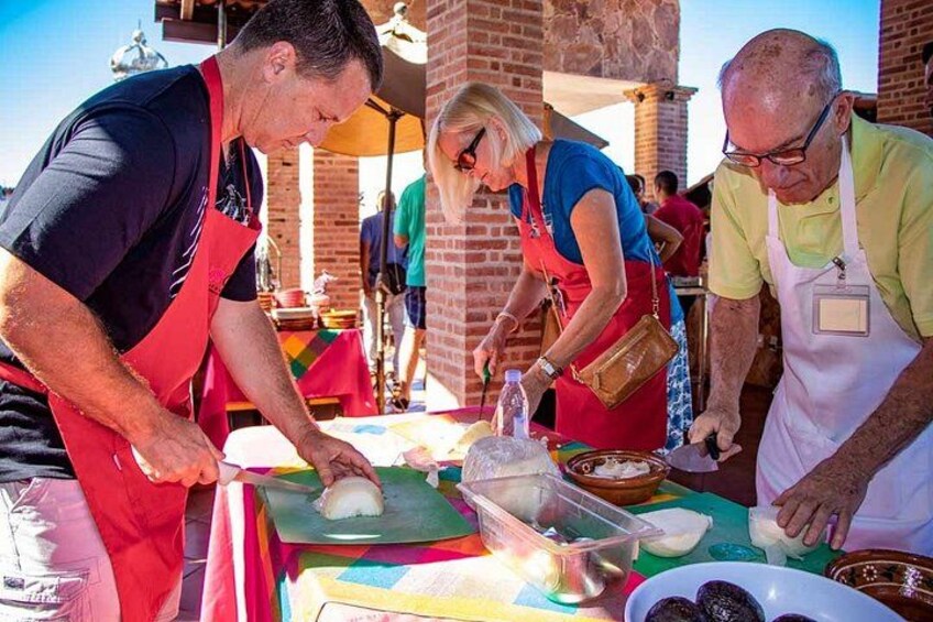 Seafood Cooking Class and Market Tour in Puerto Vallarta 4