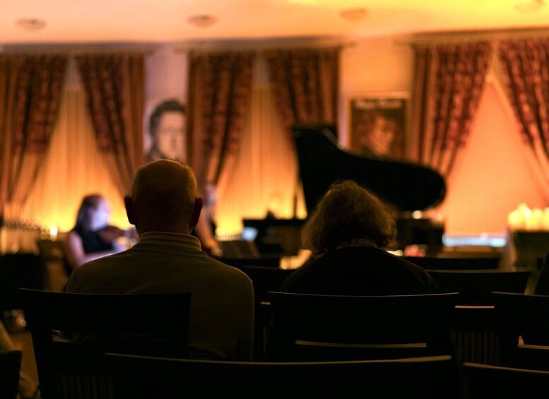 Picture 9 for Activity Krakow: Queen Live Music at Chopin Gallery 3