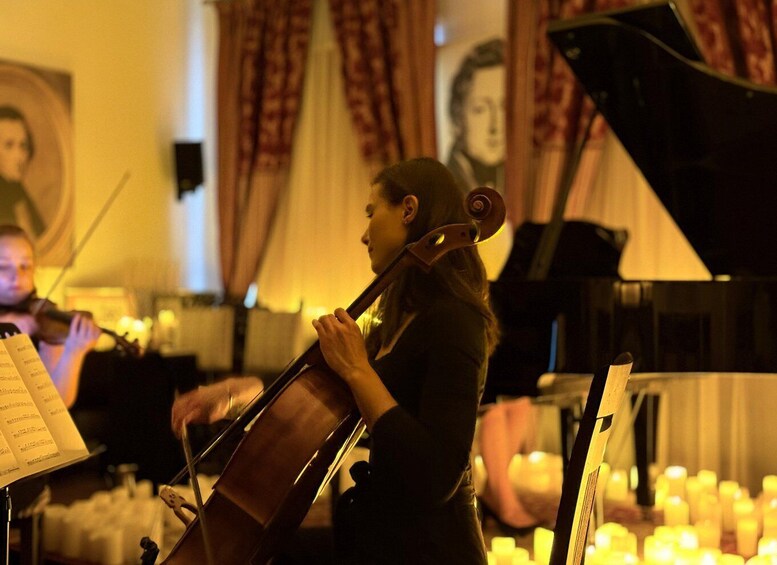 Krakow: Queen Live Music at Chopin Gallery 1