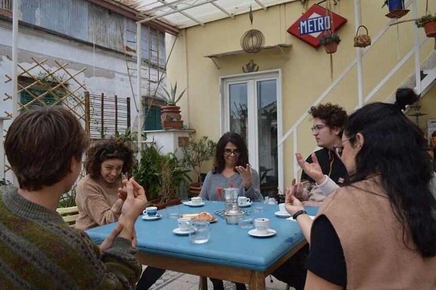Naples Learn Neapolitan Gestures with a Tour Leader 5