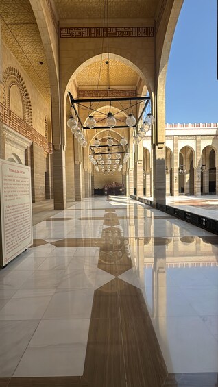 Picture 33 for Activity Bahrain Highlights: Mosque, Museum, Fort & Souq + Guide 2