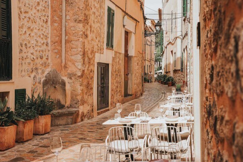 Unique self-guided food tour in Sóller, Mallorca 1