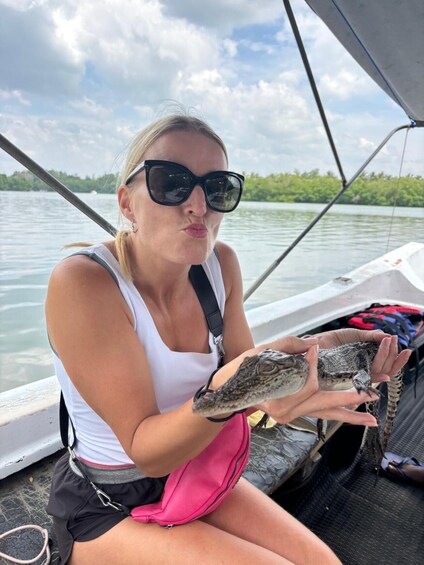 Picture 2 for Activity Koggala Lake Private Boat Tour with Wildlife & Cinnamon 5