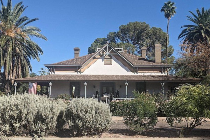 Downtown Tucson: An Audio Tour by an Author and Historian 1