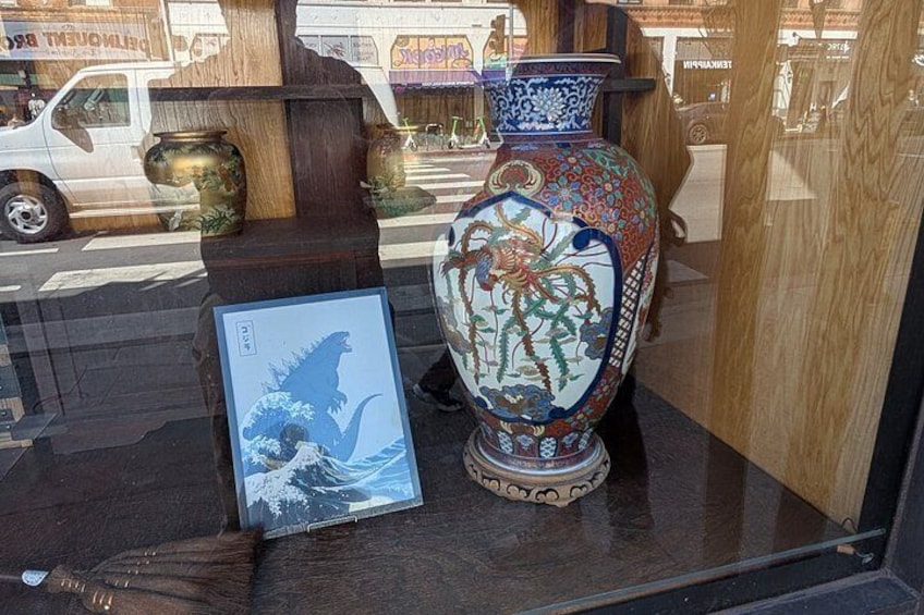 Los Angeles Walking Tour at Little Tokyo Murals and Skyline 3