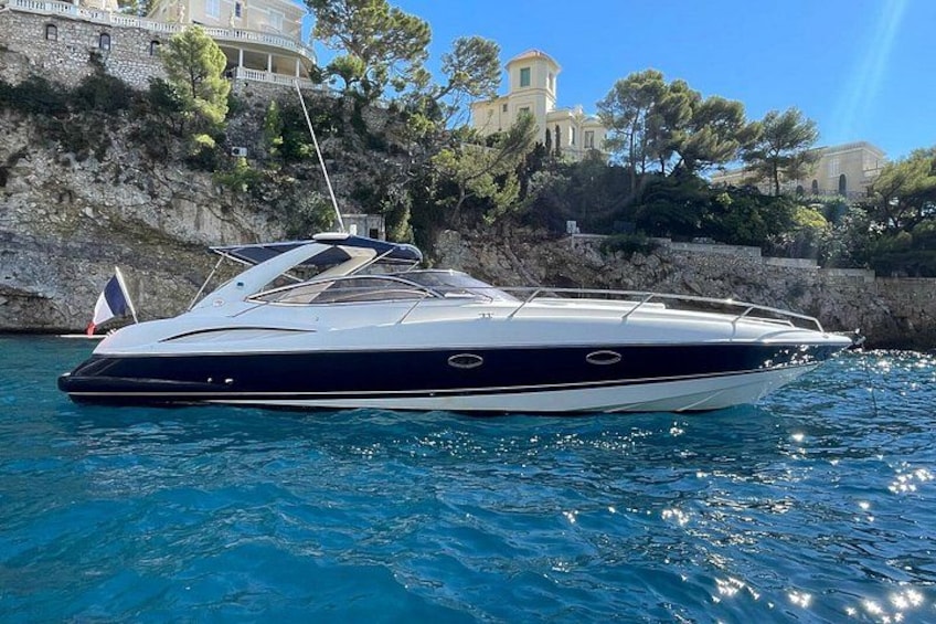Private boat rental between Nice and Monaco 1