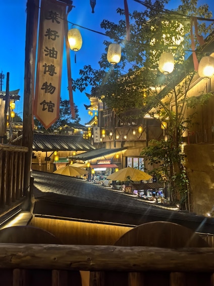 Picture 57 for Activity One-day Tour of Wuhan: Culinary Journey, Shopping Spree 5