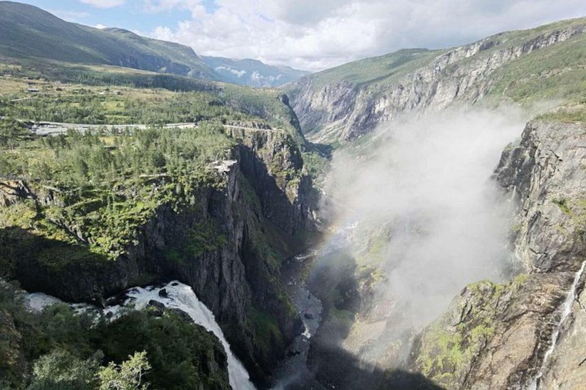 Flexible Private tour Hardangerfjord and hiking Vøringsfossen 5