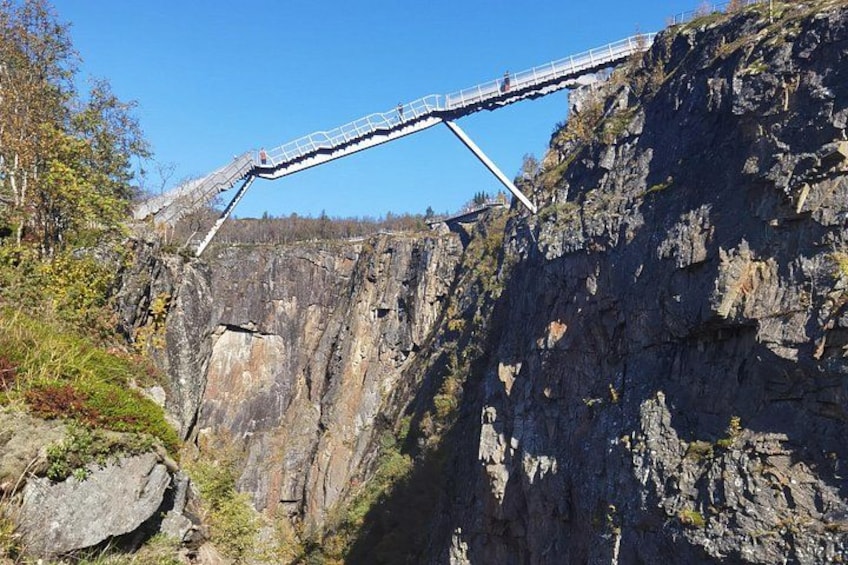 Flexible Private tour Hardangerfjord and hiking Vøringsfossen 2