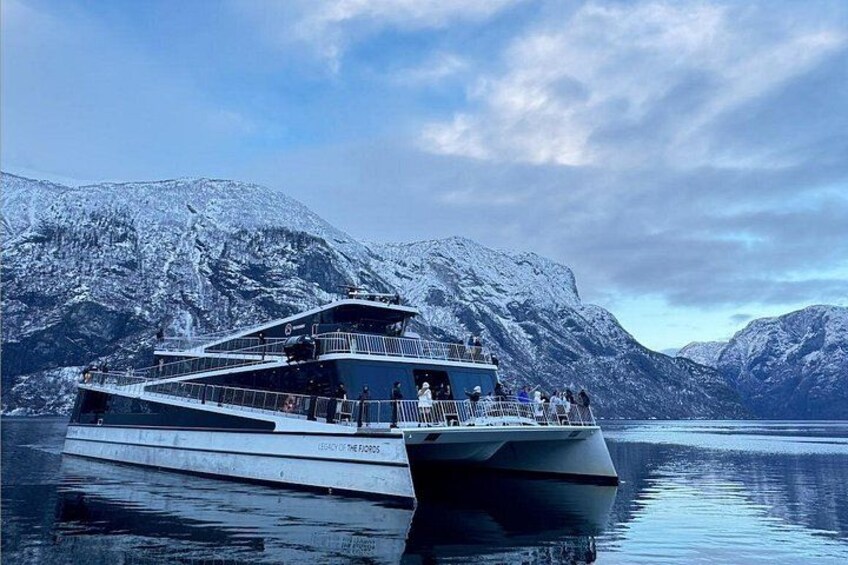 2day tour Bergen to Flåm Næroyfjord Sognefjord and Hardangerfjord 4