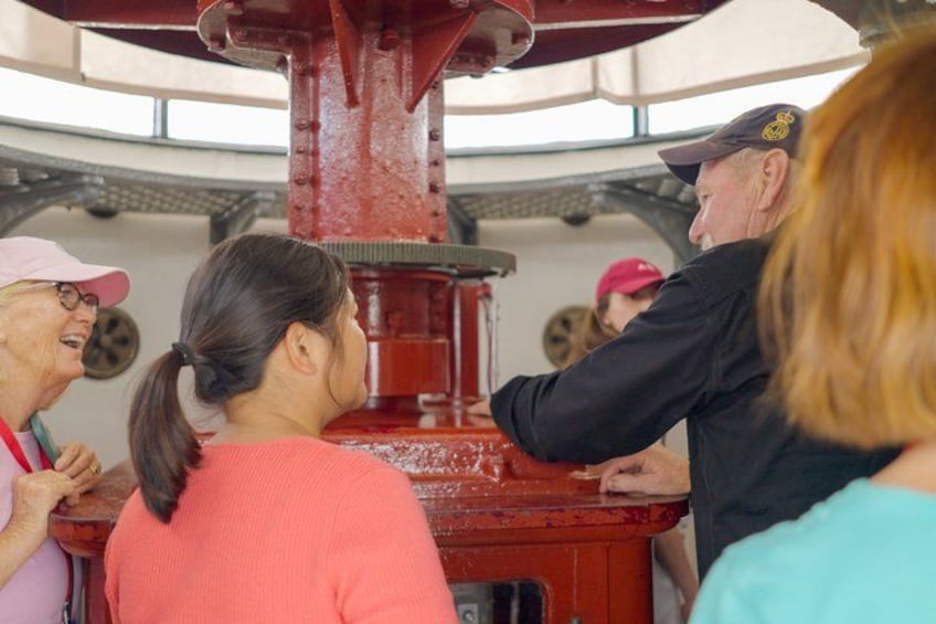 Bruny Island Full Day Tour inc Exclusive Lighthouse Tour 5