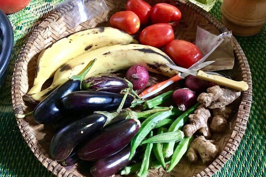 Spice Picking with Zanzibar Cooking Class 3