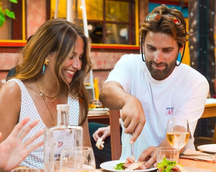 Lisbon: Graça Food & Wine Dinner Tour in Traditional Taverns 1