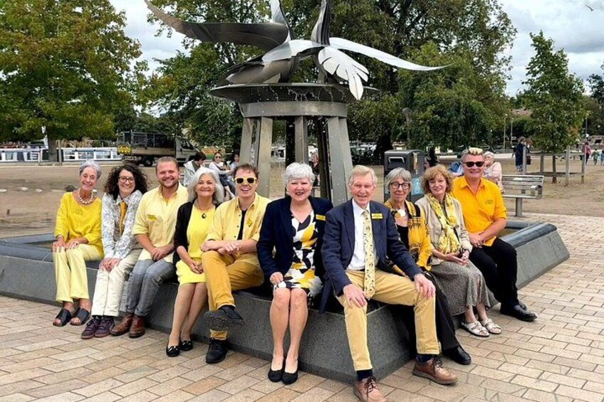 Discover Stratford in 60 minutes (with Stratford Town Walk) 2