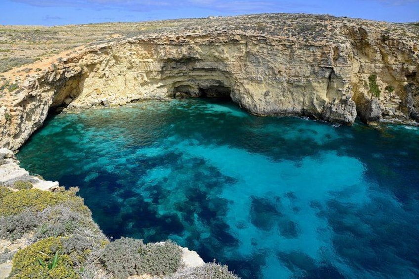Gozo and Comino: 9 Bays Cruise Including Snack and Transport 5