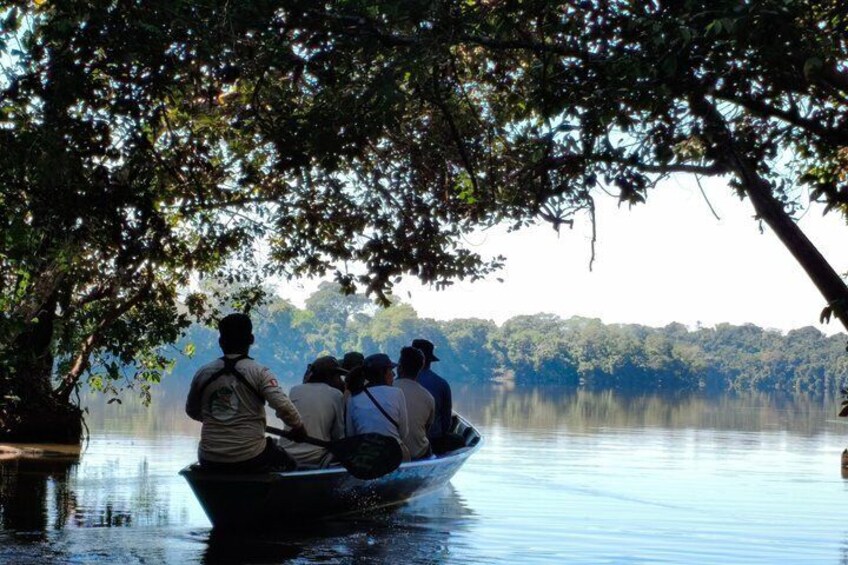 Sporting Piranha Fishing and Bird Watching in Lake Yacumama 4
