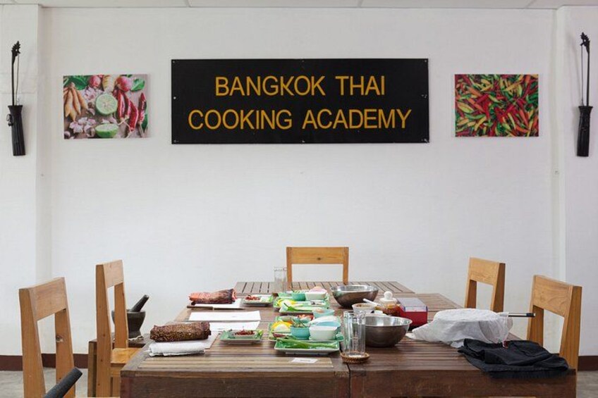 Thai Cooking Class Bangkok: Choose 5 Dishes + Market Tour 3