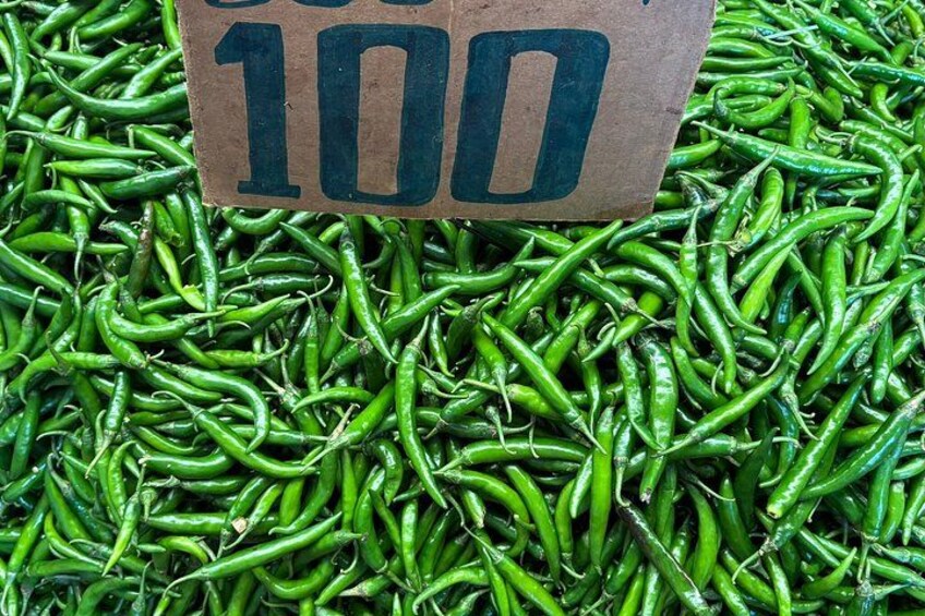 The Flavors of Colombo: 10 Tastings street food Tour 4
