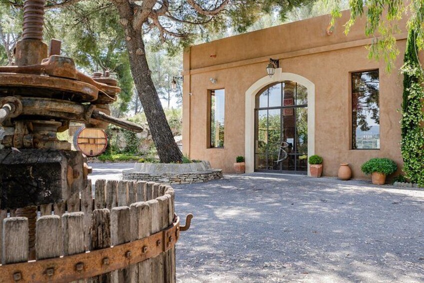 Medieval village of Castellet, Cassis & the beautifull Calanques 5