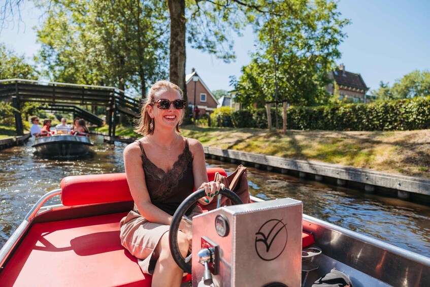 Picture 8 for Activity From Amsterdam: Giethoorn Day Trip with Self-Drive Boat Tour 2