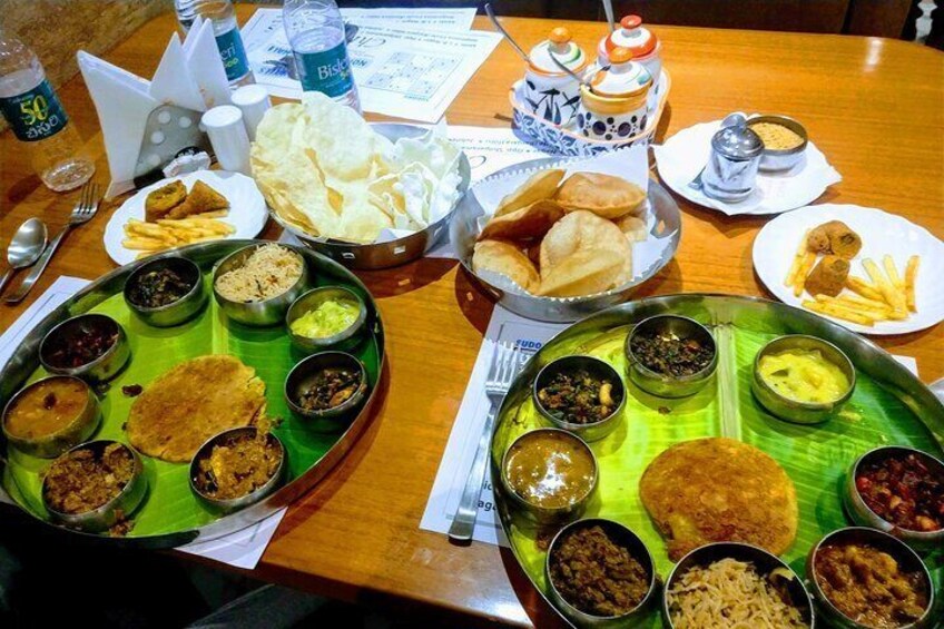 Hyderabad : A Private Heritage & Cultural Tour by Car with Lunch 4