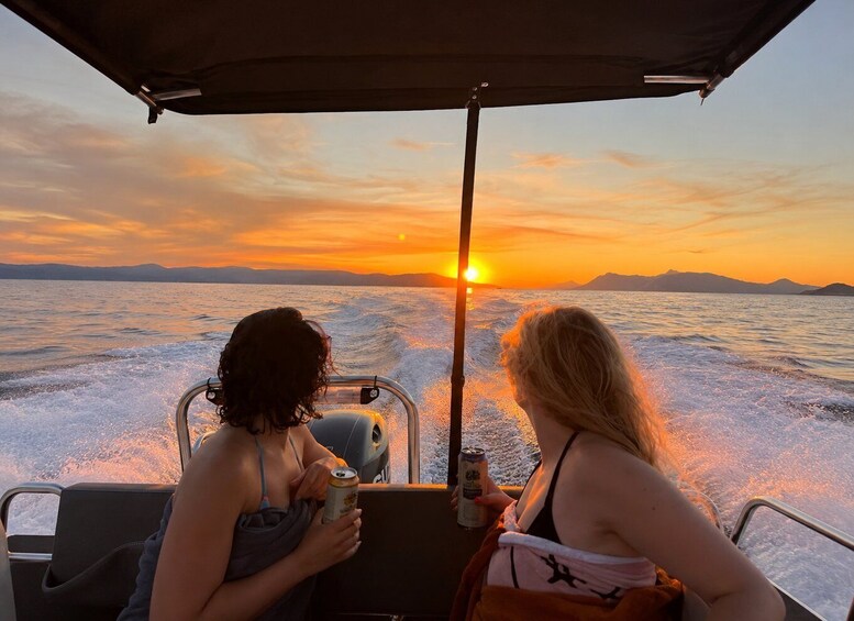 Makarska: Speedboat Sunset Tour to hidden bay on island Brač 1