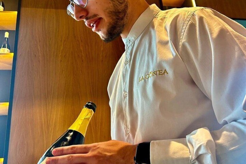 VIP tour of Etna craters wine tasting and lunch in the cellar 4