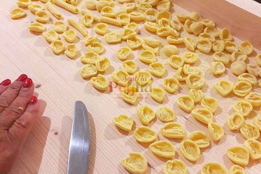 Orecchiette Cooking Class with Apulian Dinner and Wine 4