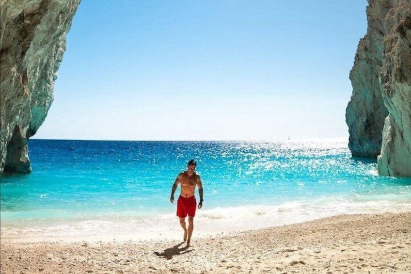 Zante Private Boat Deluxe: 3hr Myzithres, Caves, Piscines (max9) 3