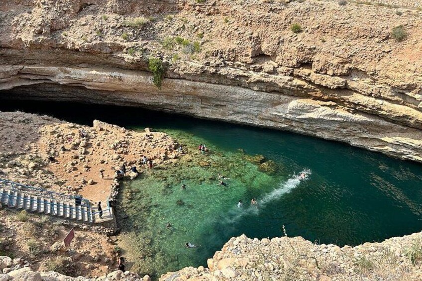 Hidden Paradise Tour: Wadi Tiwi, Bimmah Sinkhole & Fins Beach 2