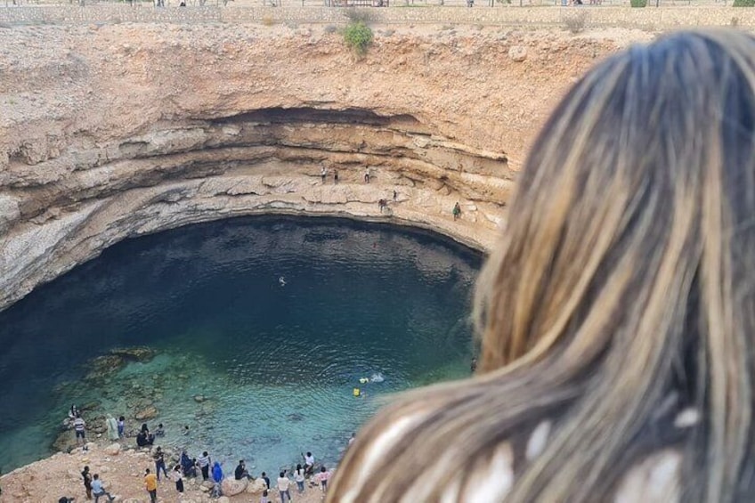 Hidden Paradise Tour: Wadi Tiwi, Bimmah Sinkhole & Fins Beach 2