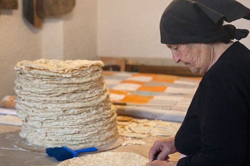 Private Carasau Bread Workshop in Olbia 4