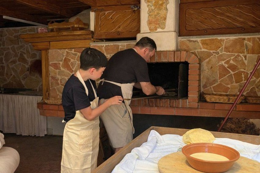 Private Carasau Bread Workshop in Olbia 5