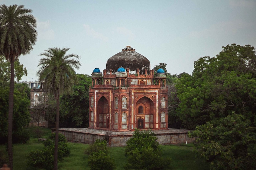Picture 5 for Activity Delhi: Old & New Delhi Full-Day Tour with Female Guide 2