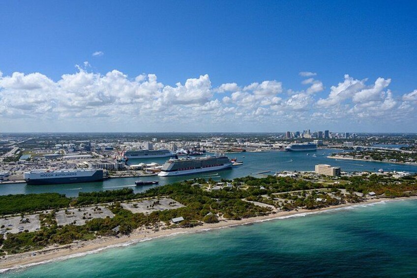 Helicopter Tour Above Fort Lauderdale City and Beaches 1