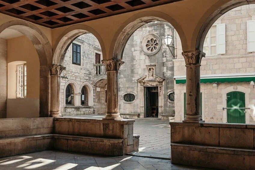Private Cultural Walking Tour in Korčula with Museums 2